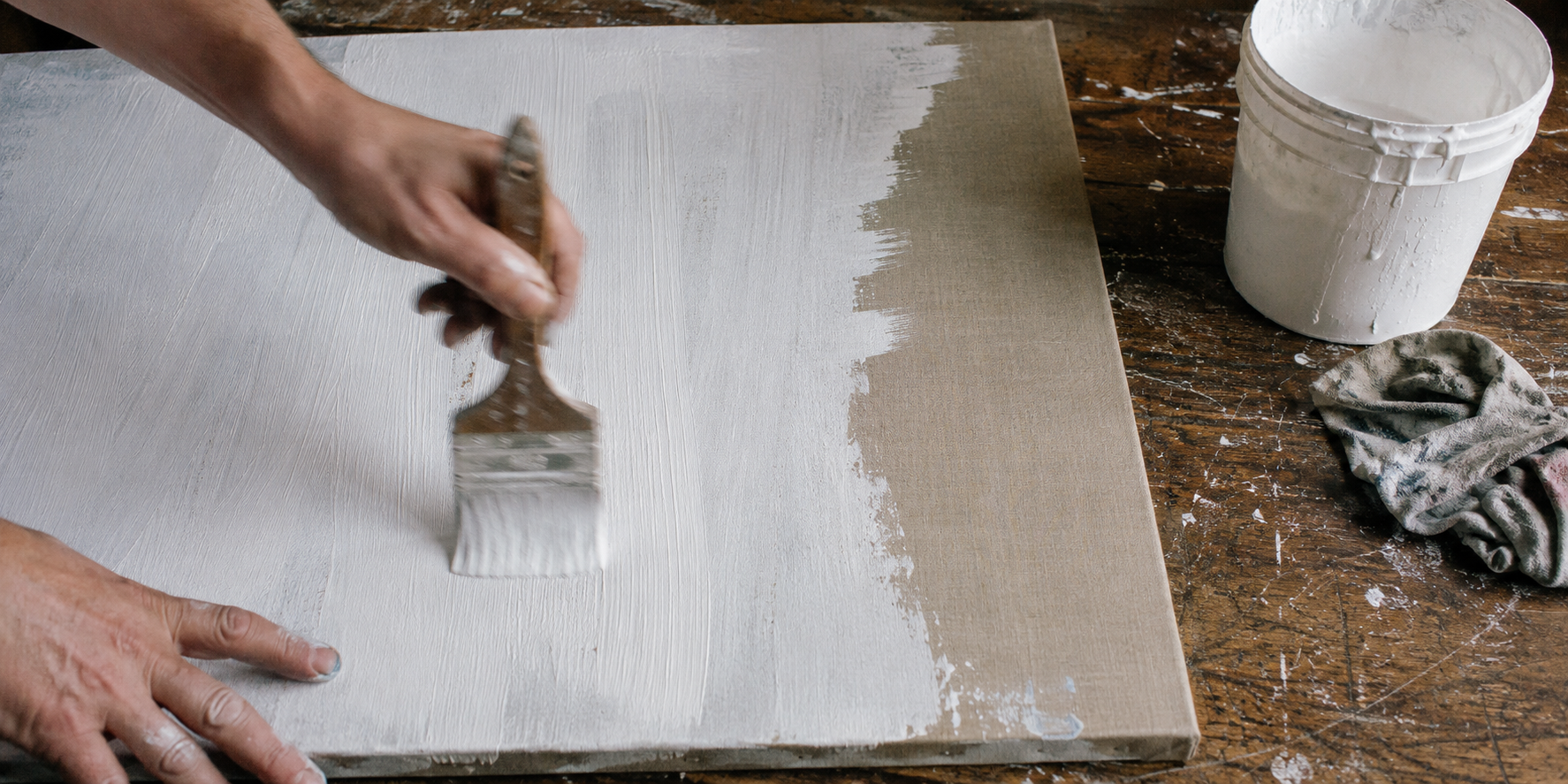 apprêter une toile