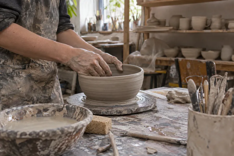 Atelier modelage argile Liège