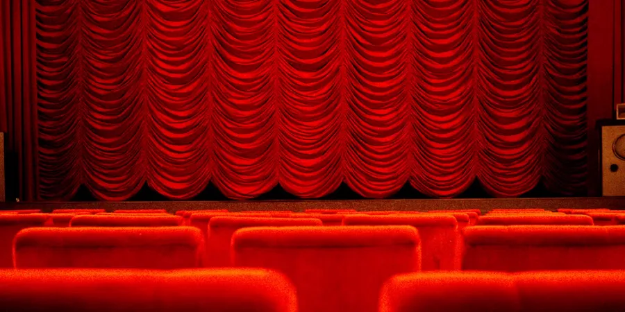 Scène théâtre rideau